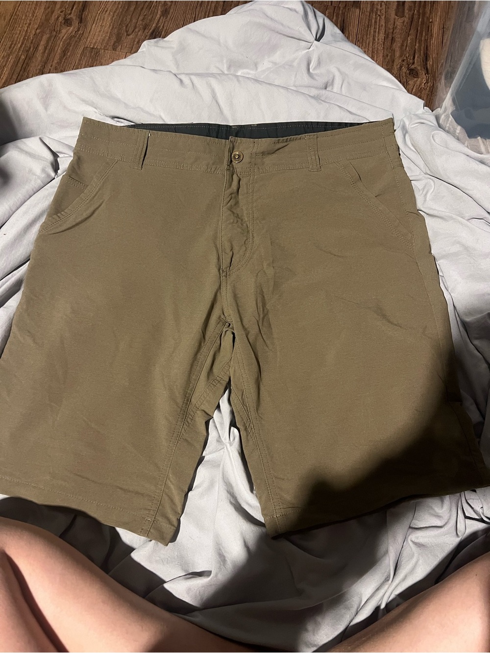 KÜHL Men's Khaki Tan Lightweight Stretch Hiking Utility Outdoor Shorts Size 36